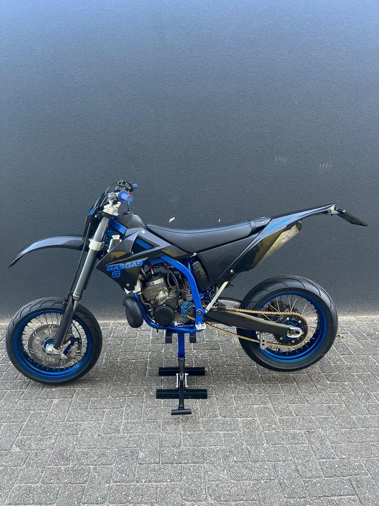GasGas 300 supermoto, Fietsen en Brommers, Brommers | Crossbrommers, Zo goed als nieuw, Overige merken, Ophalen