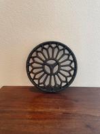 Gietijzeren roset trivet - onderzetter, Ophalen of Verzenden, Gebruikt