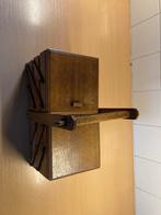 Houten naaidoos met inhoud, Hobby en Vrije tijd, Naaien en Fournituren, Ophalen of Verzenden, Gebruikt, Overige typen