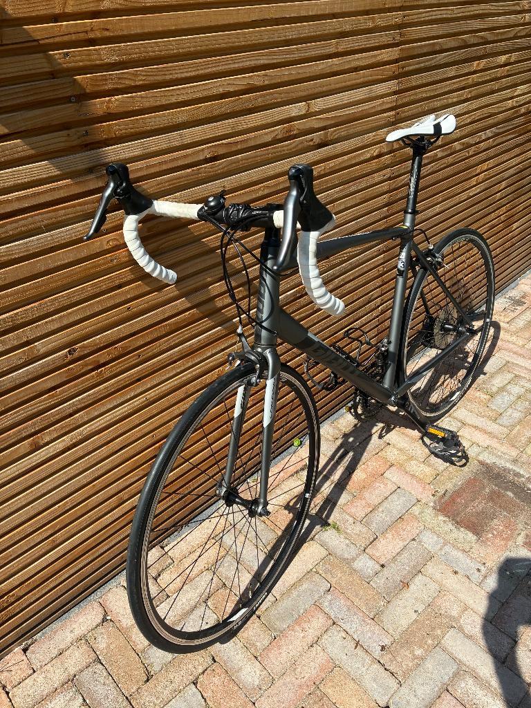 Giant Contend Racefiets ZEER WEINIG KILOMETERS, Fietsen en Brommers, Ophalen, Heren, Aluminium, Giant