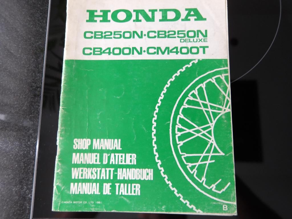 HONDA werkplaatshandboek addendum CB250N CB400N CM400T, Verzenden, Honda