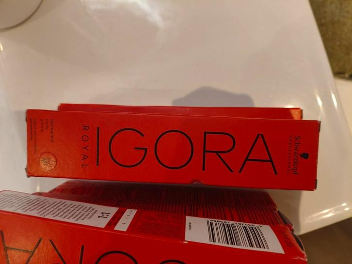 Igora Schwarzkopf developer 6% en 2x haarverf, Sieraden, Tassen en Uiterlijk, Uiterlijk | Haarverzorging, Zo goed als nieuw, Overige typen