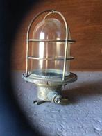 Scheeps lamp, Ophalen