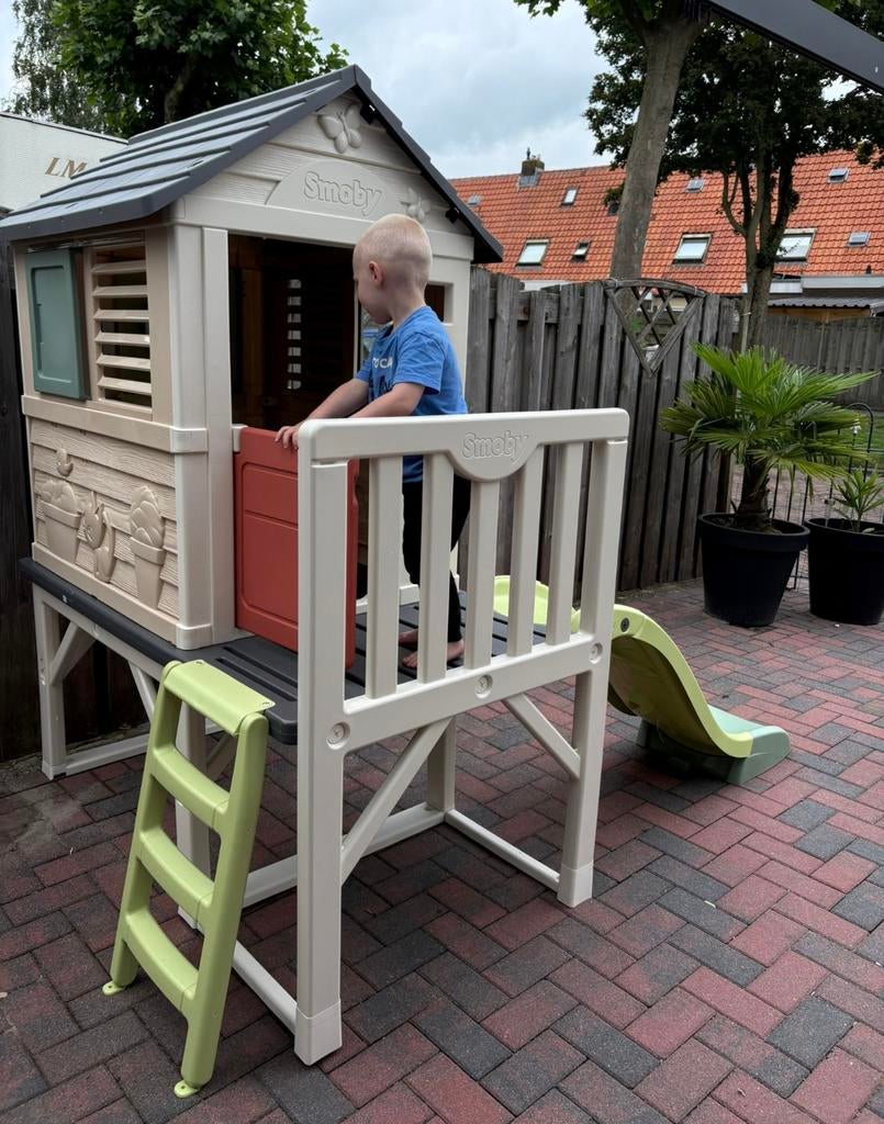 Smoby speelhuis met glijbaan, Ophalen, Zo goed als nieuw, Hout