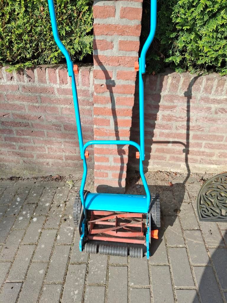 Gardena handgrasmaaier, Tuin en Terras, Grasmaaiers, Gebruikt, Handgrasmaaier, Kooimesmaaier, Ophalen