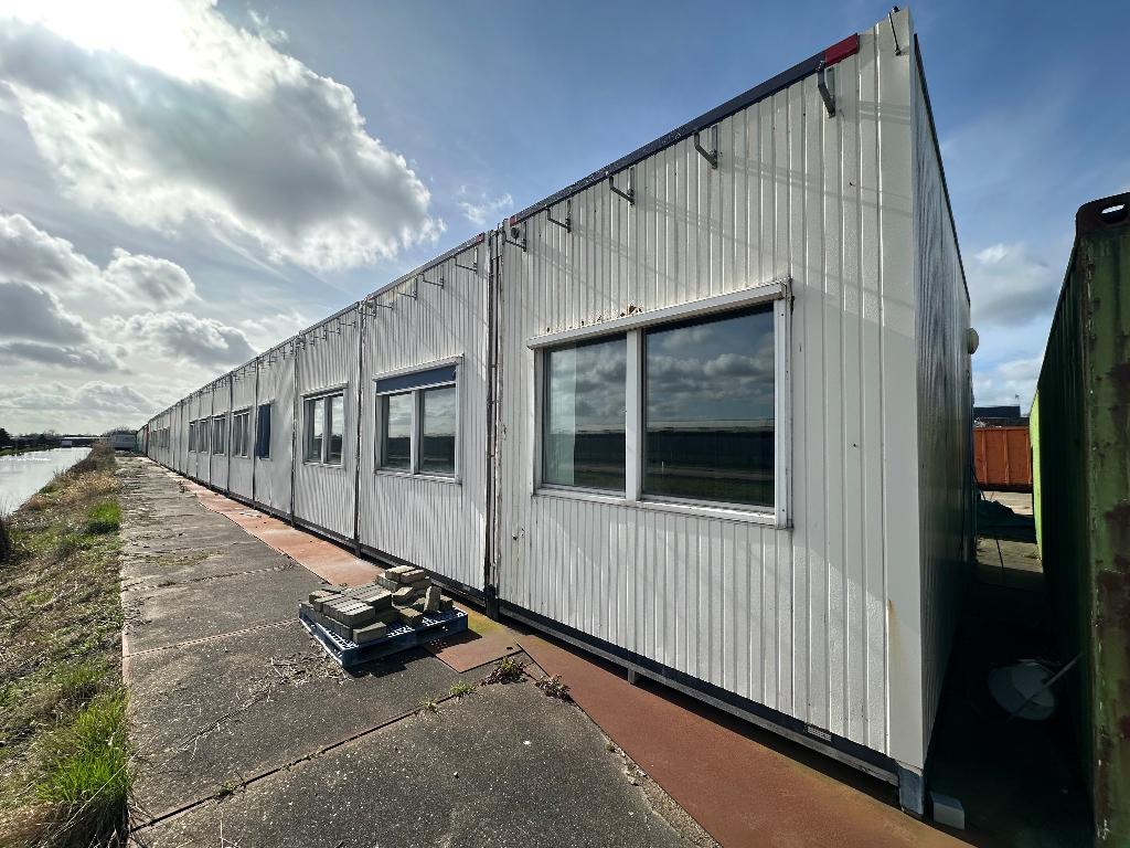 units met betonvloer, Ophalen