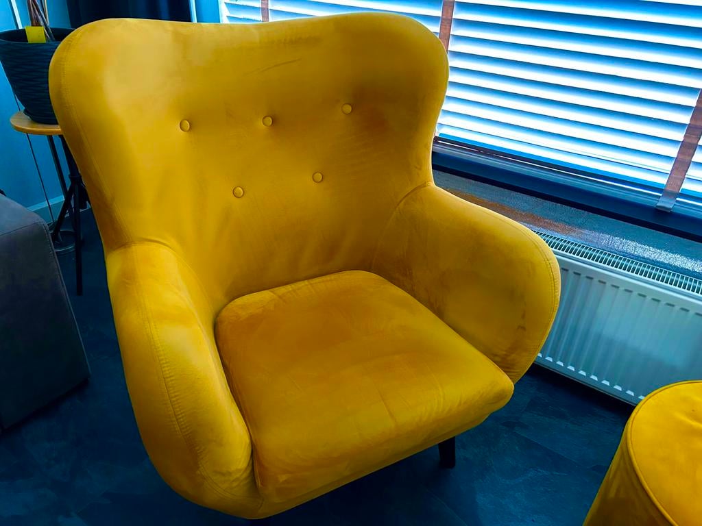 Fauteuil met poef, Huis en Inrichting, Fauteuils, Ophalen, Gebruikt, 75 tot 100 cm, Stof