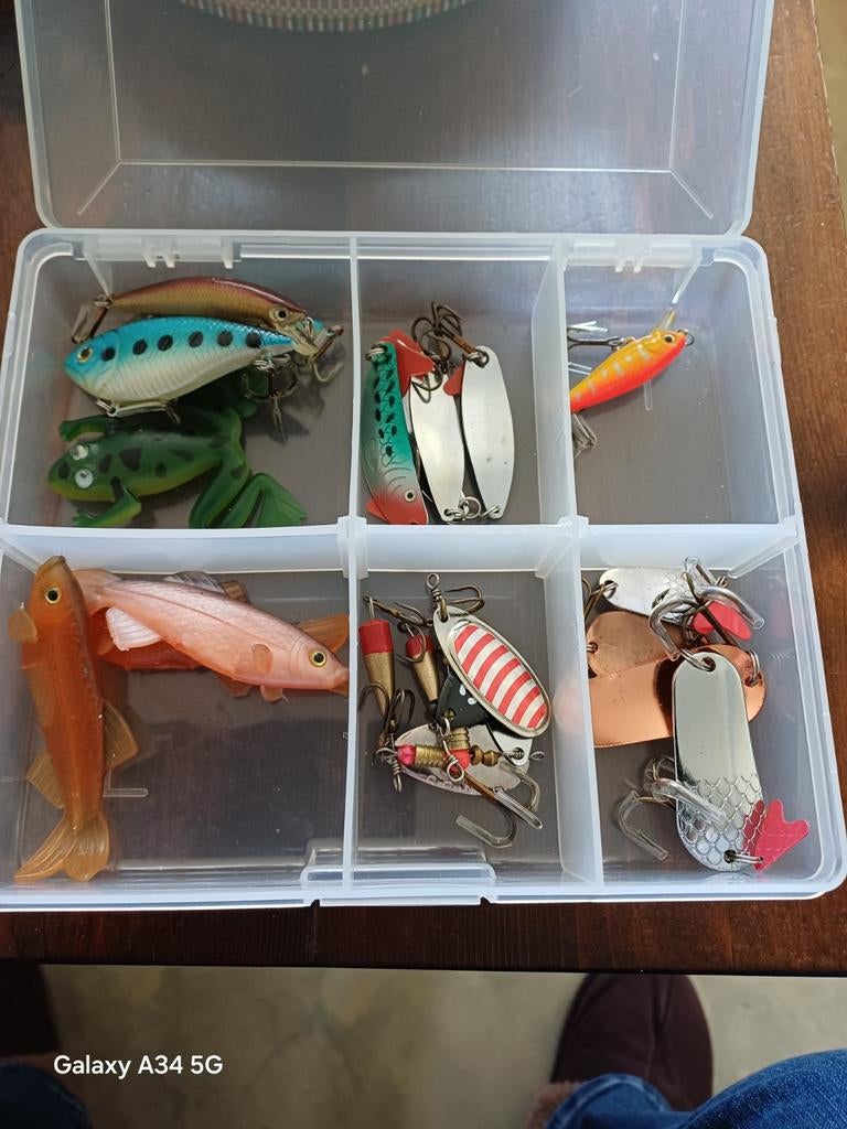 Complete set kunstaas voor roofvis

- Ongebruikt, Ophalen, Zo goed als nieuw, Complete set