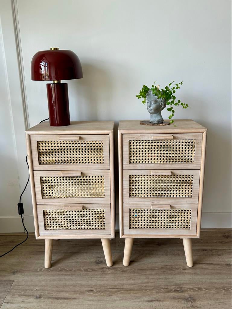 2 Nachtkastjes rotan / bedside tables rattan, Ophalen, Minder dan 45 cm, Zo goed als nieuw, 70 cm of meer
