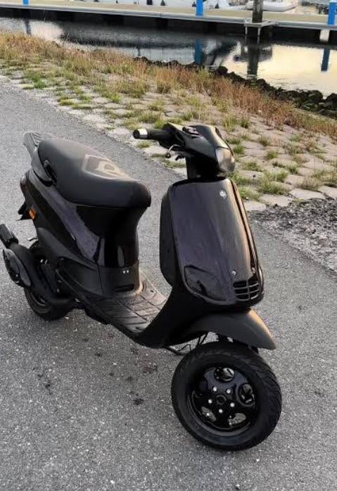 !!!!!!!Gezocht!!!!!!!  Scooter of bronmer, Ophalen, Zo goed als nieuw, Overige typen, Overige merken