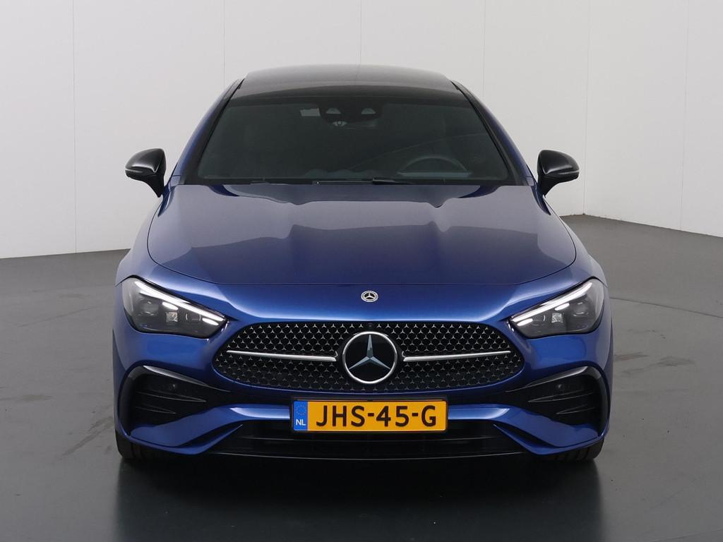 Mercedes-Benz CLE Coupé 300 e AMG Line |Massage | Trekhaak, Auto's, Mercedes-Benz, 4 cilinders, Bedrijf, CLE Coupé, Vierwielaandrijving