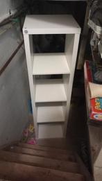 Boekkast. Ikea vanaf 9 april moet deze weg., Ophalen, Met plank(en), 50 tot 100 cm, 150 tot 200 cm