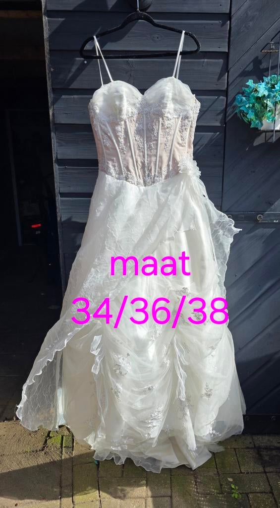 Zeer mooie trouwjurk, Kleding | Dames, Trouwkleding en Trouwaccessoires, Ophalen of Verzenden, Zo goed als nieuw, Wit, Trouwjurk