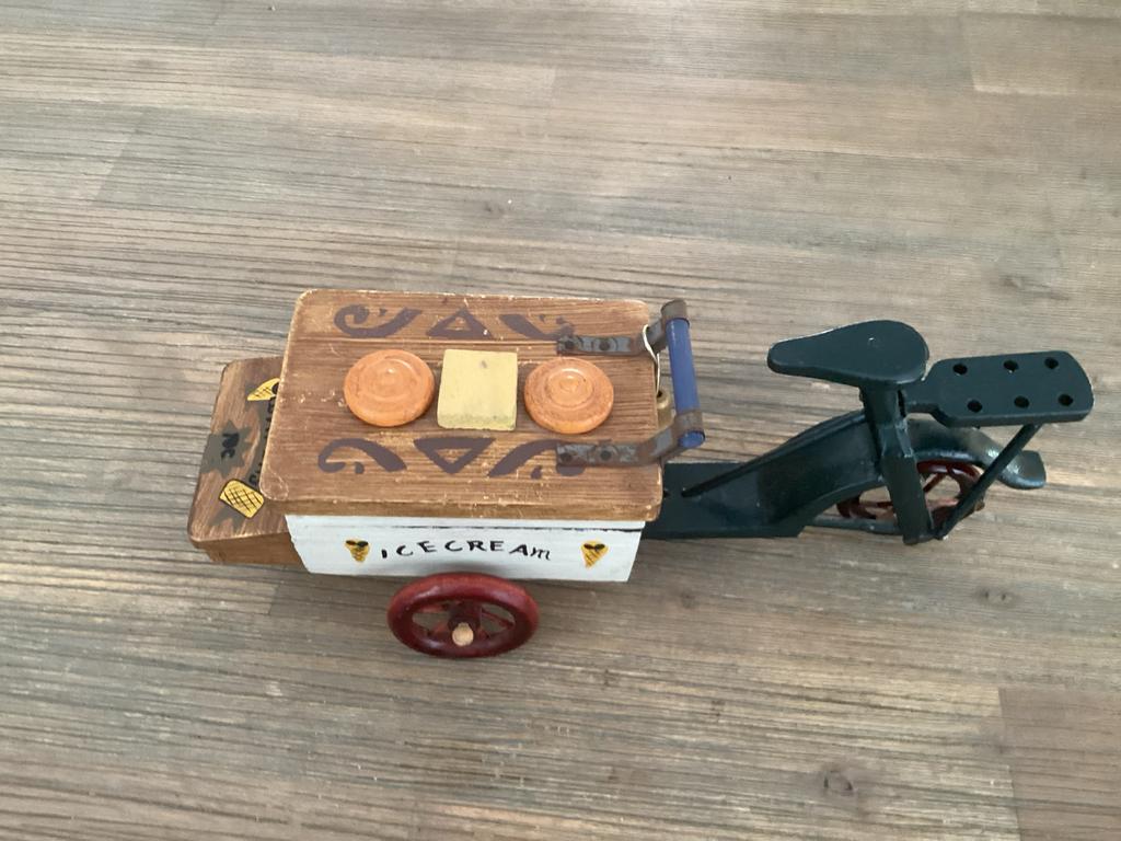Miniatuur Houten IJscowagen - Decoratief Speelgoed, Ophalen of Verzenden, Gebruikt