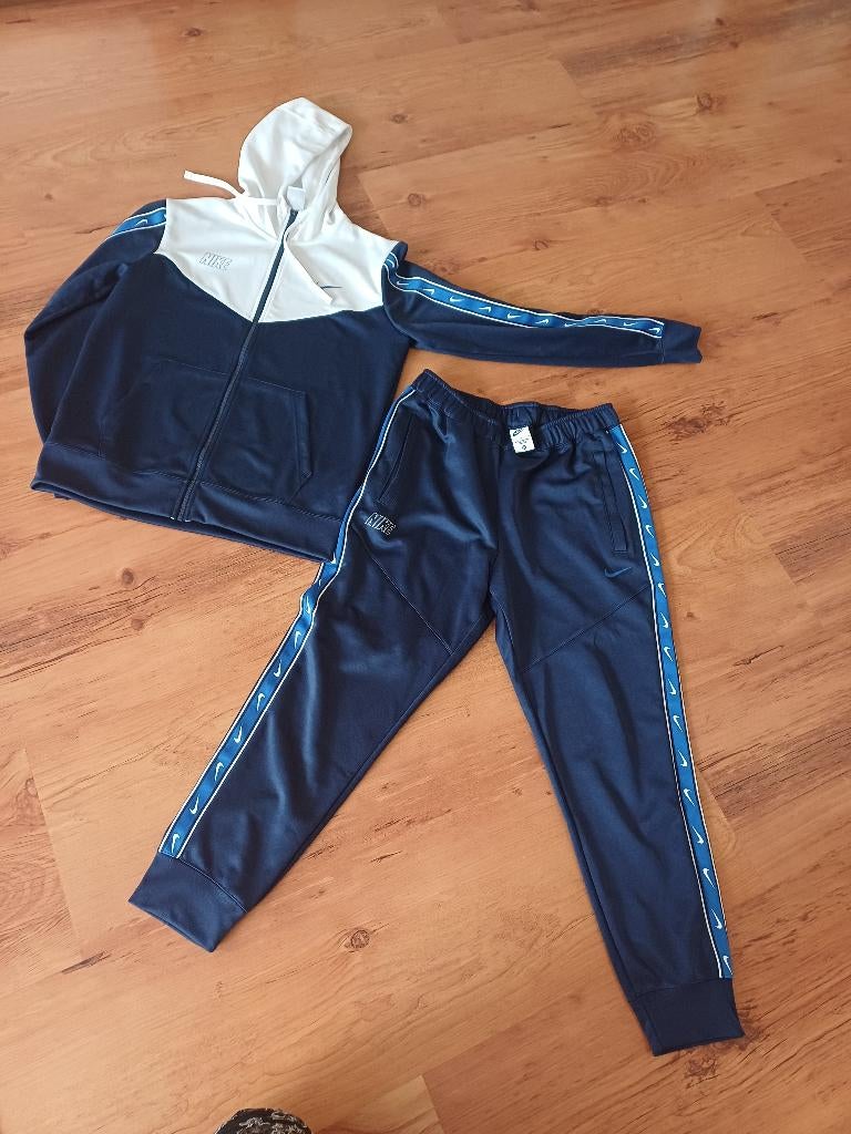 Trainingspak, Nike, Ophalen of Verzenden, Zo goed als nieuw, Algemeen