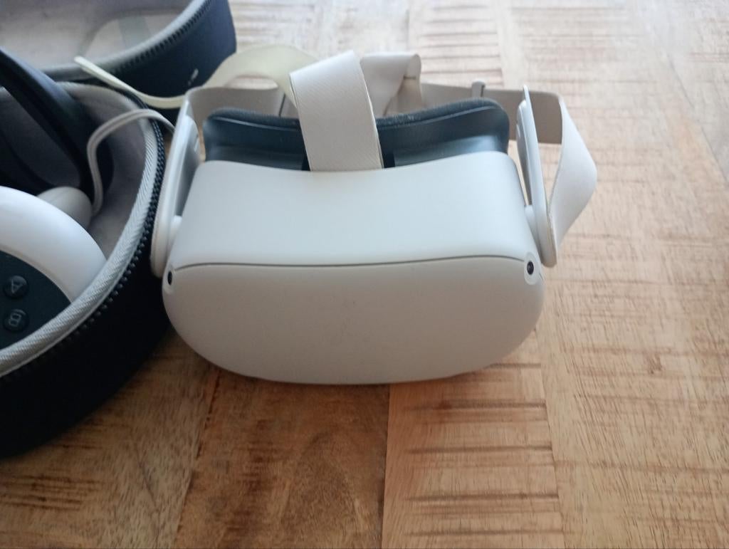 Meta quest 2, Spelcomputers en Games, Virtual Reality, Zo goed als nieuw, Overige platformen, VR-bril, Ophalen of Verzenden