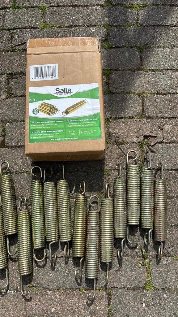 Salta  exelent ground trampoline, Ophalen, Gebruikt