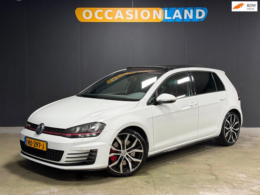Volkswagen Golf 2.0 TSI GTI Performance|PANO|PDC|CAMERA|CRUI, Auto's, Gebruikt, 4 cilinders, 1984 cc, Wit