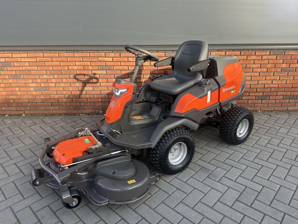 HUSQVARNA R420TsX AWD, Tuin en Terras, Gebruikt, Husqvarna