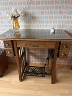 Antieke naaimachine tafel met glasplaat, Ophalen