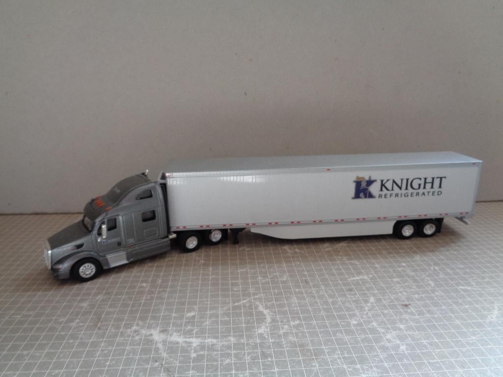 usa truck met dichte trailer knight, Ophalen of Verzenden, Zo goed als nieuw, Bus of Vrachtwagen, Overige merken