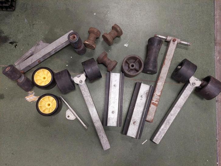 Boottrailer onderdelen / rollen in 1 koop !!, Watersport en Boten, Accessoires en Onderhoud, Gebruikt, Overige typen, Ophalen of Verzenden