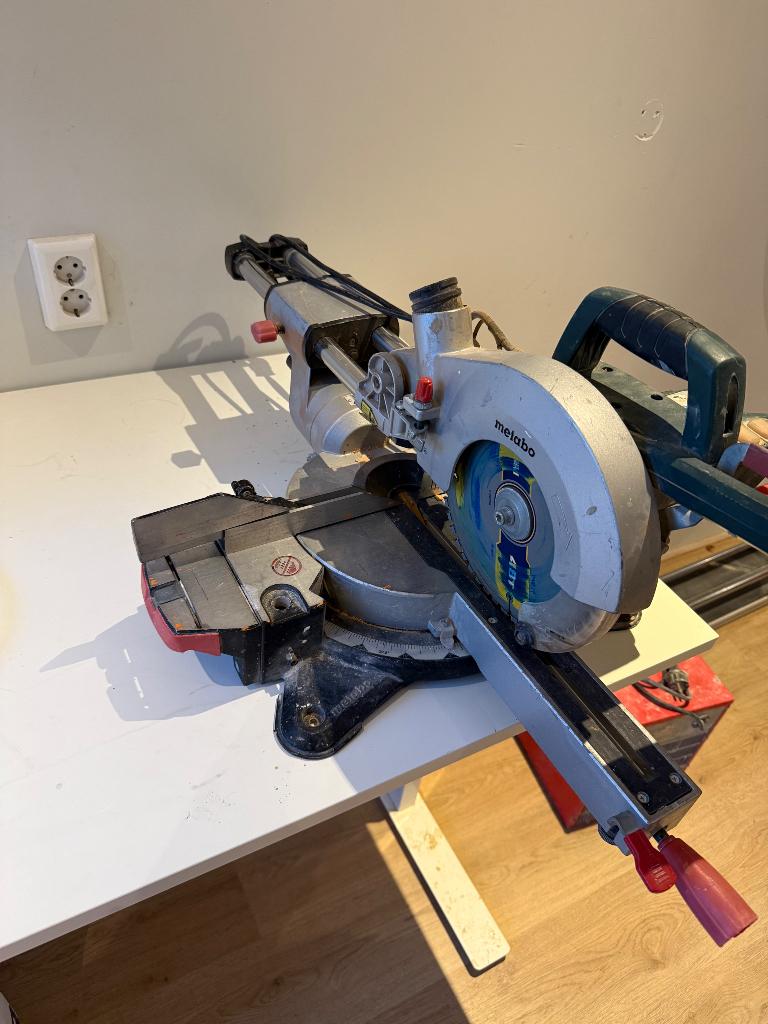 Metabo afkortzaag, Doe-het-zelf en Verbouw, Gereedschap | Zaagmachines, Ophalen, Gebruikt, Afkortzaag, 30 tot 70 mm
