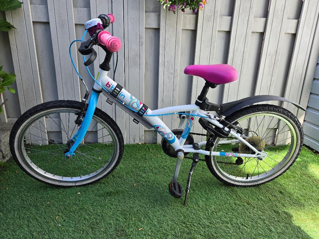 Mountainbike B'twin 20 inch, Fietsen en Brommers, Fietsen | Meisjes, Ophalen, Gebruikt, Velgrem, Versnellingen