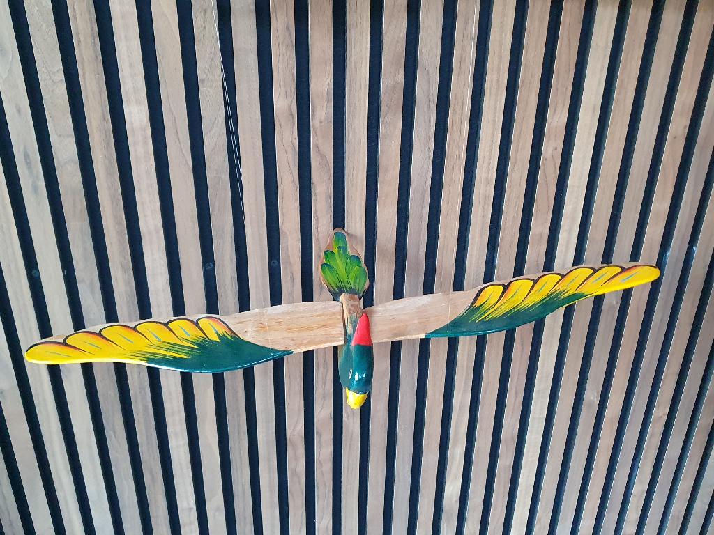 houten vliegende papegaai, Ophalen of Verzenden, Zo goed als nieuw, Overige typen