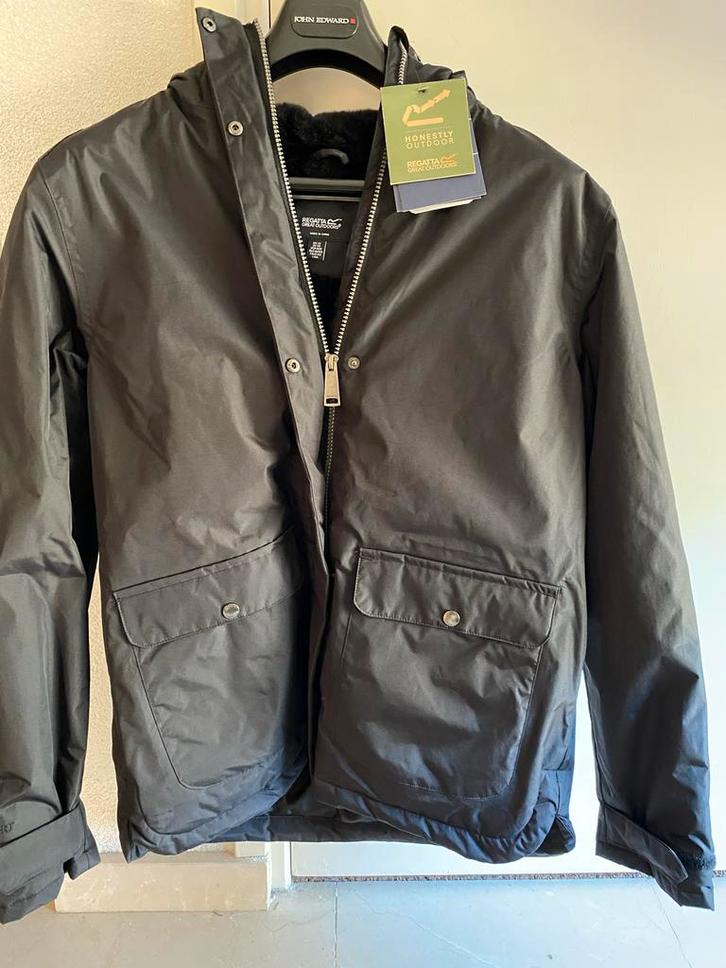 Regatta outdoor jack zwart, maat 38/40, nieuw met kaartje, Kleding | Dames, Jassen | Winter, Nieuw, Maat 38/40 (M), Zwart, Ophalen of Verzenden