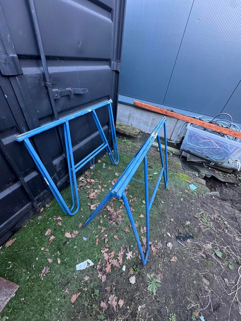 Steigerbokken - 2 stuks, Doe-het-zelf en Verbouw, Steigers, Ophalen, Gebruikt, Overige typen, Minder dan 2 meter
