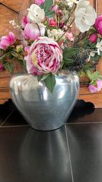 Grote vaas aluminium, Overige materialen, Overige kleuren, Ophalen of Verzenden, Zo goed als nieuw