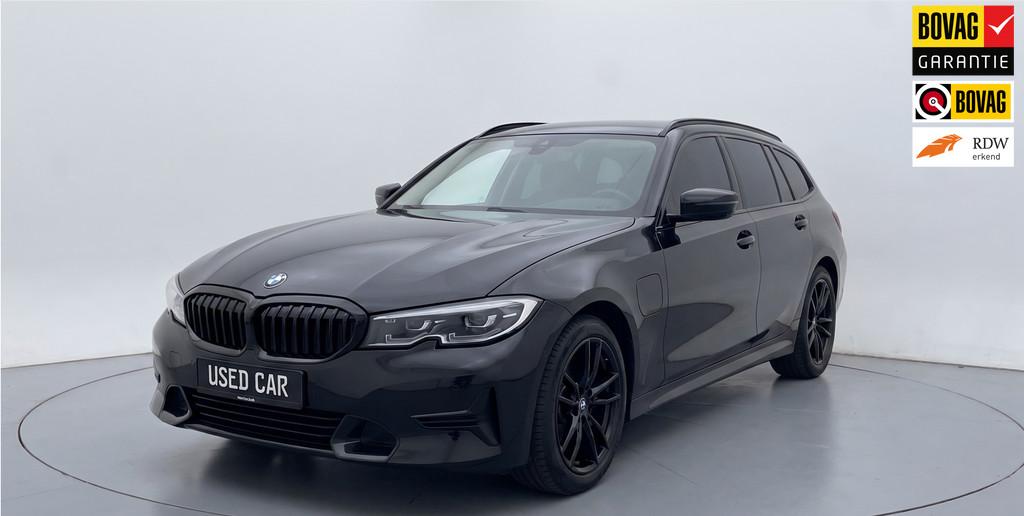 BMW 3-serie Touring 330e xDrive Business Edition|PANO|Trekha, 1998 cc, Gebruikt, 4 cilinders, 1865 kg
