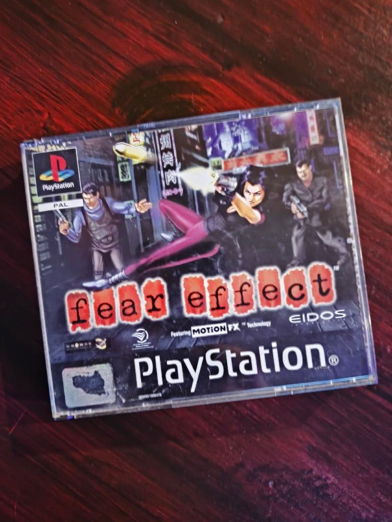 Fear Effect PlayStation 1 (PS1) - Klassieke Actie-RPG, Spelcomputers en Games, Games | Sony PlayStation 1, Avontuur en Actie, Gebruikt