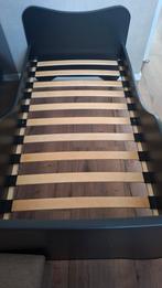 Peuterbed zwart 140 x 70cm (alleen gebruikt bij opa en oma), Zo goed als nieuw, Minder dan 140 cm, Minder dan 70 cm, Ophalen