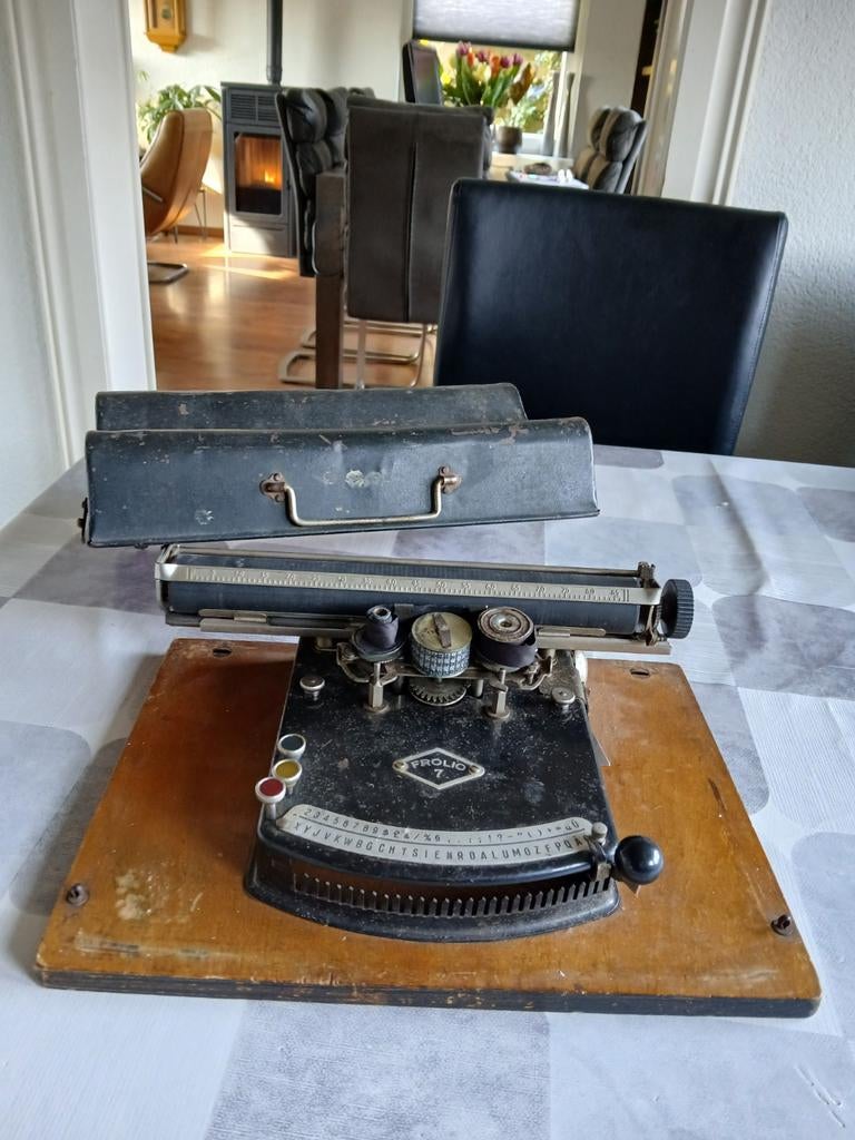 Antieke typemachine Frolio 7, 1924, Antiek en Kunst, Ophalen of Verzenden
