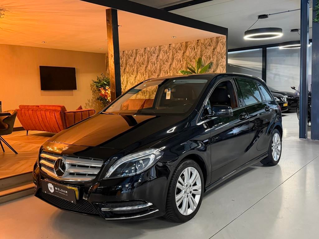 Mercedes-Benz B-klasse 180 Ambition NAP Garantie Afn. Trekha, Auto's, Mercedes-Benz, Euro 5, Gebruikt, 4 cilinders, Met garantie (alle)