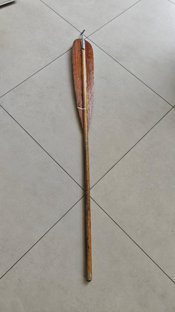 Houten peddel met pikhaak, Ophalen, Gebruikt, Enkelbladige peddel