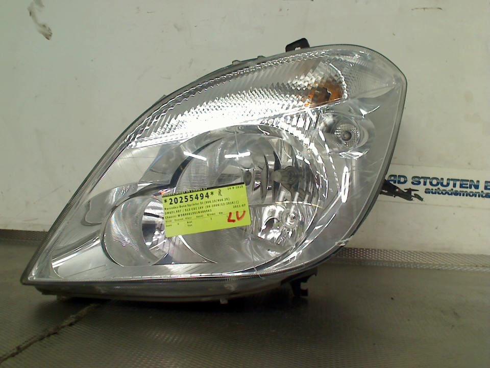Koplamp Links Sprinter 5t (906.15/906.25) 2011, Gebruikt, Mercedes-Benz AG, Mercedes-Benz, Mercedesstraße 120, Stuttgart 70372, , Duitsland