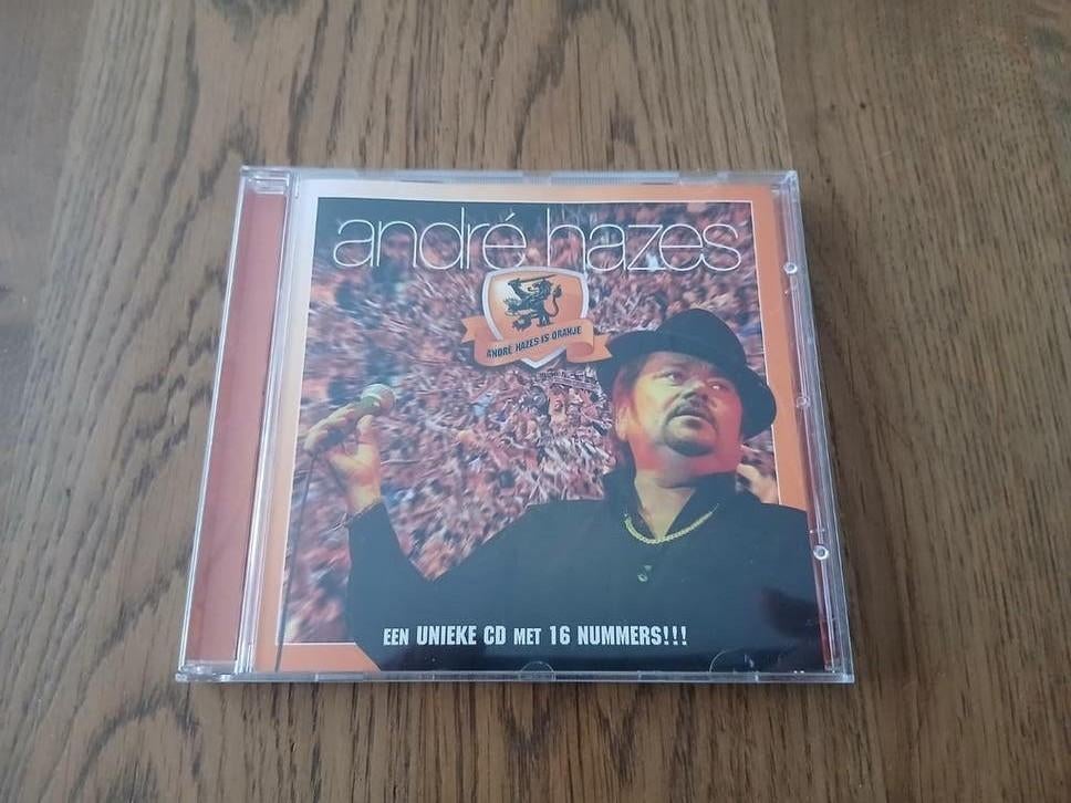CD  ANDRE HAZES IS ORANJE  2008, Ophalen of Verzenden, Zo goed als nieuw, Levenslied of Smartlap