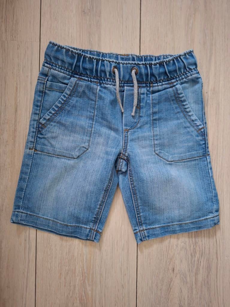 Korte spijkerbroek zonder knoop  - maat 104 (C&A), Kinderen en Baby's, Kinderkleding | Maat 104, Broek, C&A, Ophalen of Verzenden