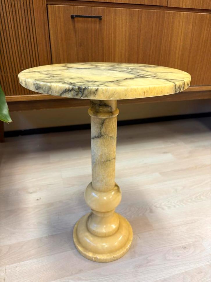 Vintage marmeren zuil/pilaar bijzettafel Italiaans design, Huis en Inrichting, Woonaccessoires | Zuilen en Pilaren, Gebruikt, Ophalen
