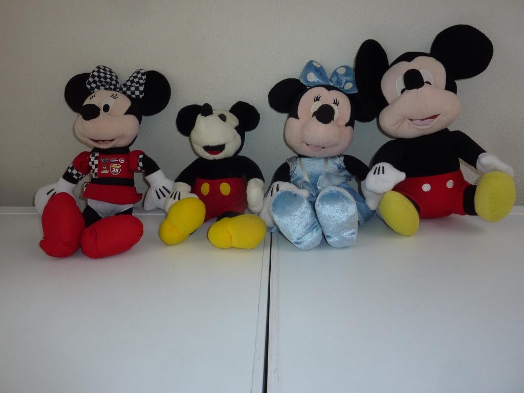 4 Mickey en Minnie Mouse knuffels, Gebruikt, Disney, Overige typen, Ophalen of Verzenden