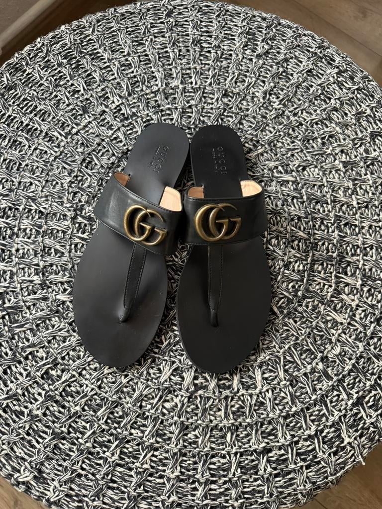 Gucci GG marmont slippers maat 37, Kleding | Dames, Ophalen of Verzenden, Zo goed als nieuw, One size fits all