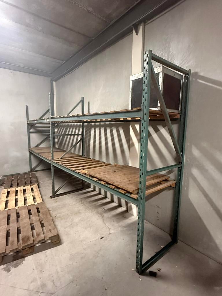 Tekoop complete stellingen, Ophalen