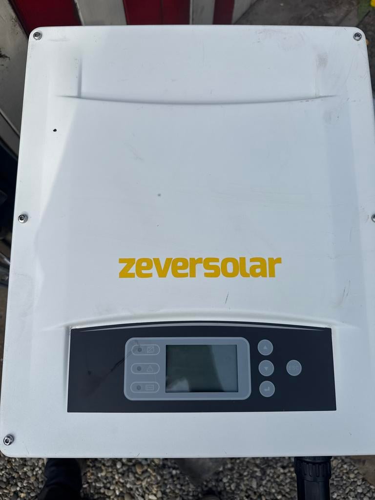 Zeversolar Evershine TLC 5000 Omvormer - 5500W, Doe-het-zelf en Verbouw, Zonnepanelen en Toebehoren, Ophalen, Don.ten.wolde@gmail.com