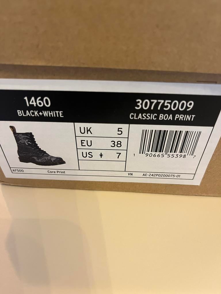 Dr. Martens 1460 Classic Boa Print Laarzen Maat 38, Kleding | Dames, Schoenen, Zwart, Lage of Enkellaarzen, Nieuw, Ophalen of Verzenden