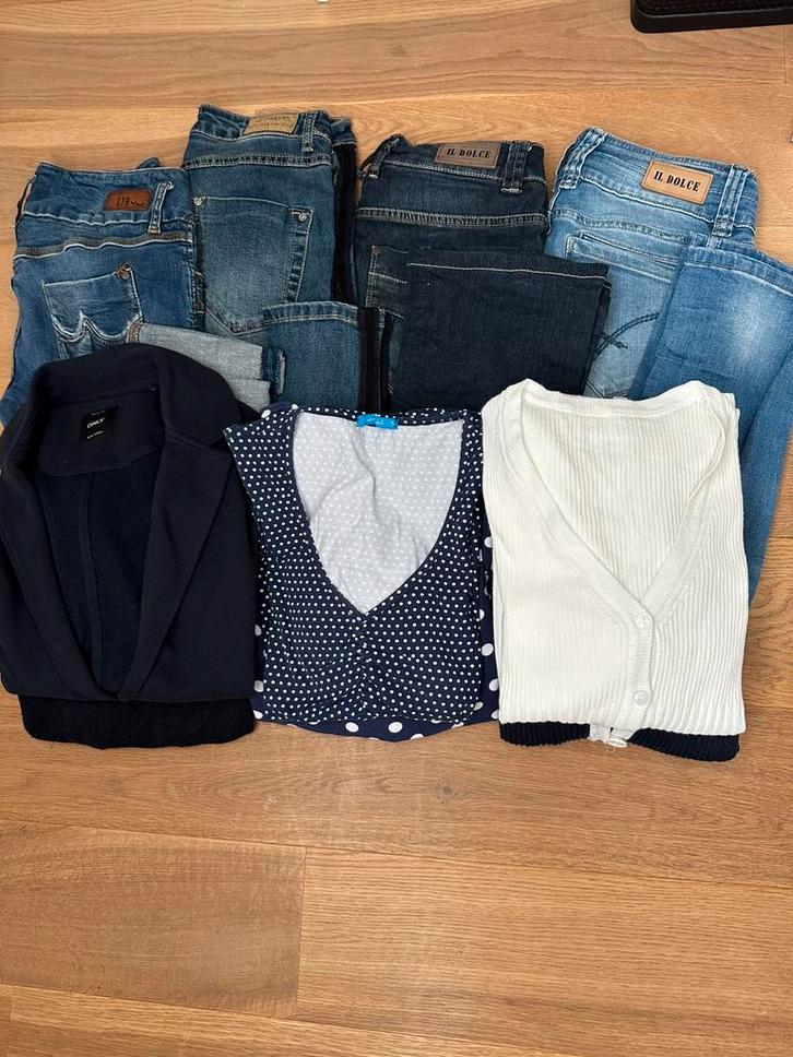 Mega pakket dameskleding, maat S, Kleding | Dames, Dames-kledingpakketten, Gedragen, Ophalen of Verzenden