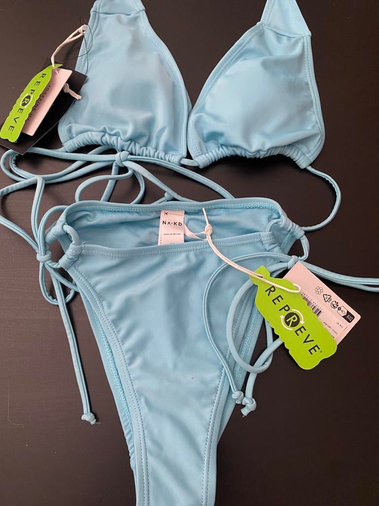 NA-KD bikini maat XS / S, Ophalen of Verzenden, Zo goed als nieuw, Blauw, Bikini
