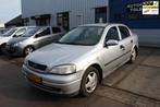 Opel Astra 1.8-16V CDX *SEDAN*AIRCO*149DKM*N.A.P.*, Auto's, Opel, Gebruikt, 4 cilinders, 49 €/maand, Origineel Nederlands